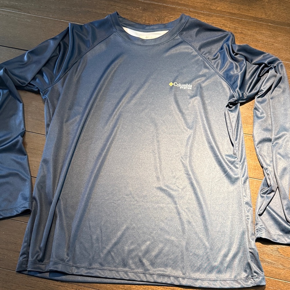 Columbia Navy Performance Long Sleeve Shirt
